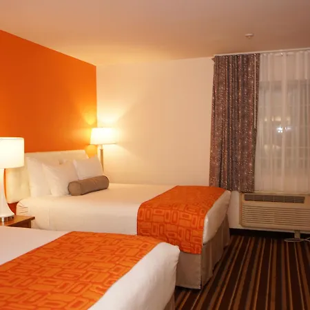 Howard Johnson By Wyndham Salinas Hotel Exterior foto