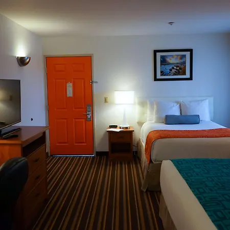 Howard Johnson By Wyndham Salinas Hotel Exterior foto